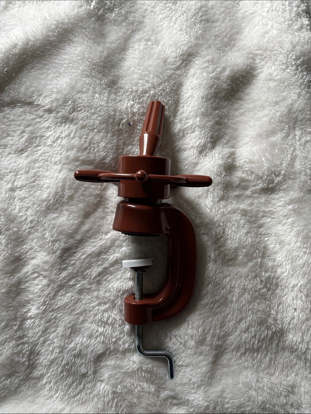 Vintage-Style Mannequin Clamp Mount in Rich Brown